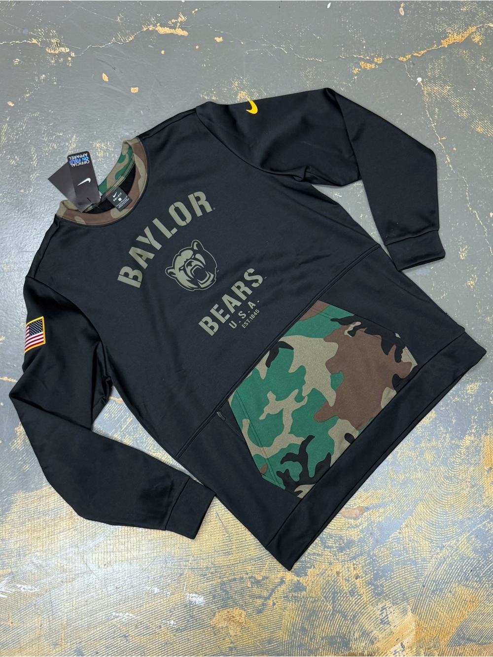 Nike Baylor University Bears Pull Over Sweater DD4293-010 Black Camo